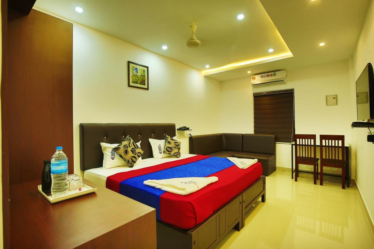 Karibu Residency Hotel Malappuram Exterior photo