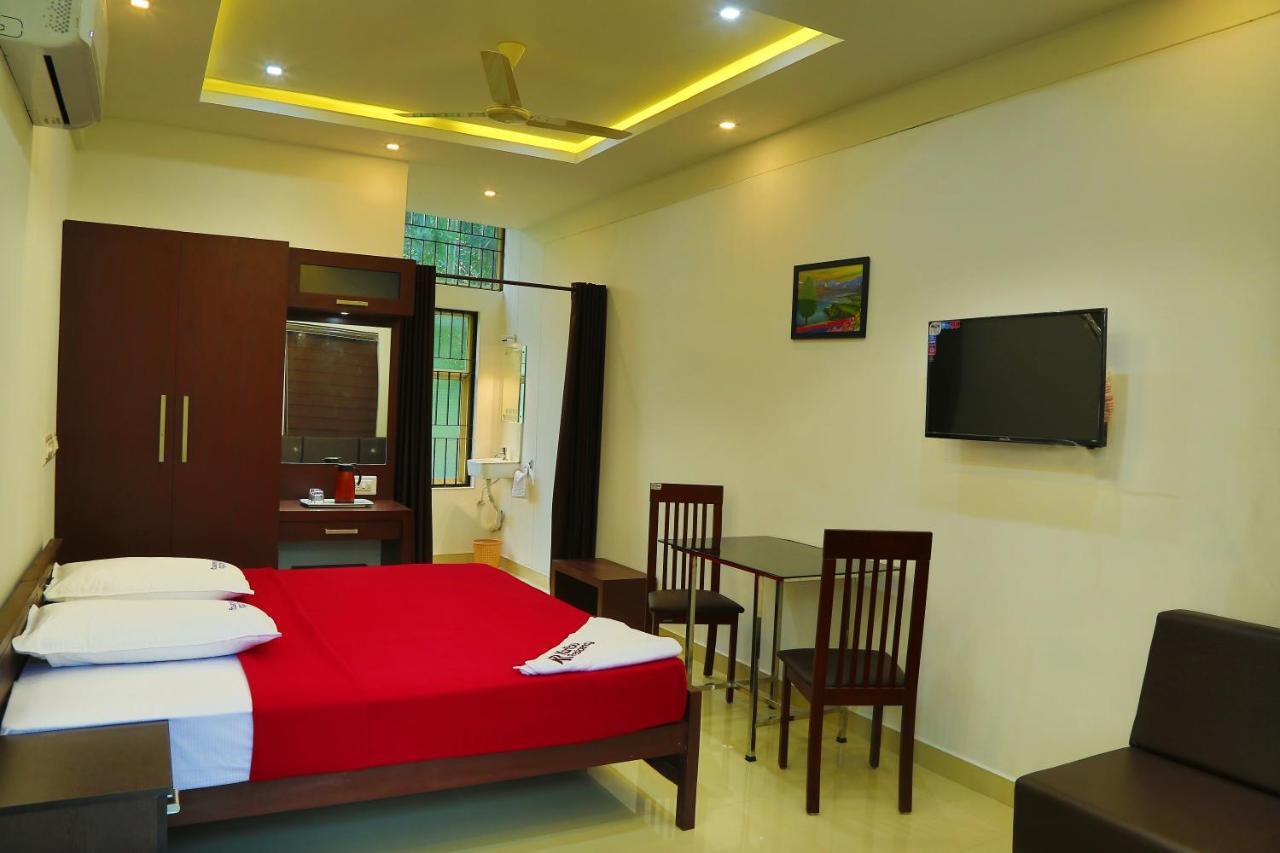 Karibu Residency Hotel Malappuram Exterior photo